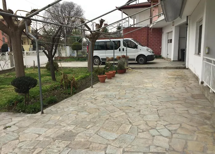 Mama Machi Korinósz