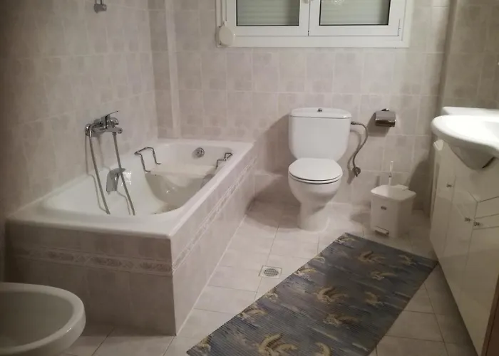 Nyaraló Mama Machi Korinósz