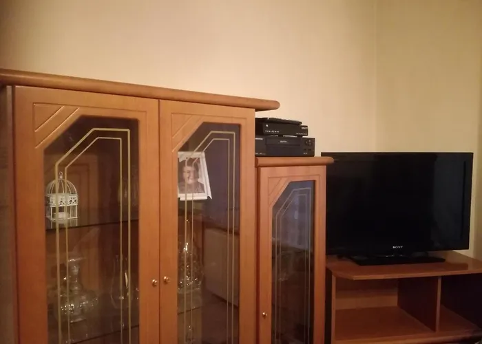 Mama Machi Nyaraló Korinósz